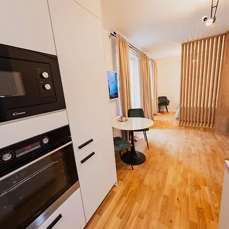 Stylish Studio In The Center Apartamento *